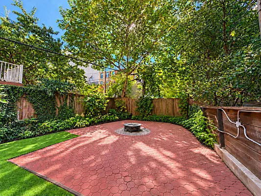 Outdoor, photo 2