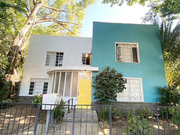 2nd image of 1709 Capitol Ave APT 9