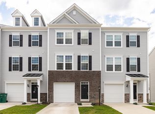 20 Dover Ct #20, Bridgeport, WV 26330