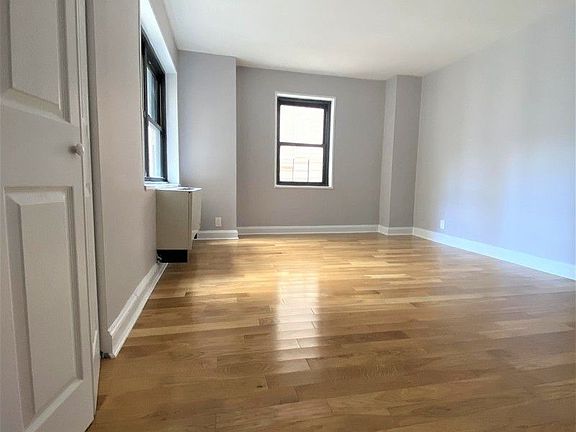 5th image of 305 E 47th St #12A