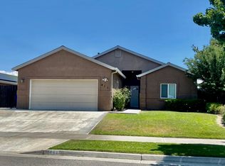 411 James Ave, Red Bluff, CA 96080