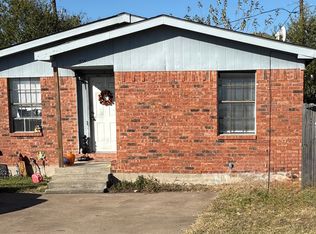 2494 Cattlebaron Dr APT B, Fort Worth, TX 76108