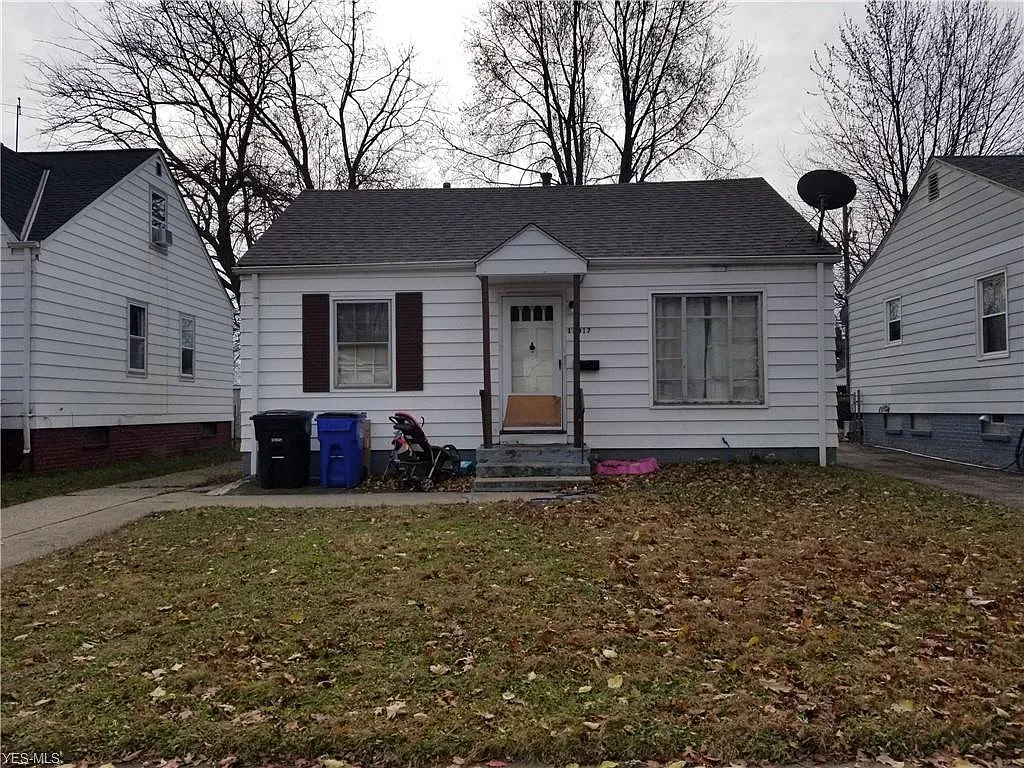 13017 Liberty Ave photo 1