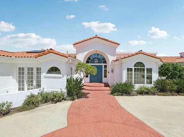 17572 Via Loma Dr, Poway, CA 92064