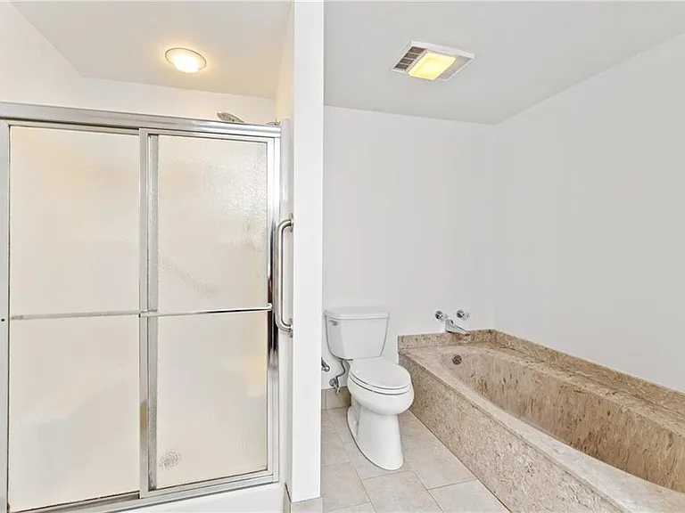 30 Argyle Ave #206 — Photo 22