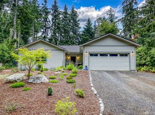 326 Pinecrest Dr, Port Townsend, WA 98368