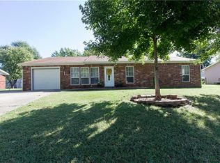 1007 Daline St, Springdale, AR 72762