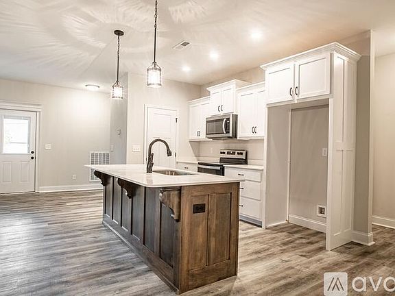 5th image of 1412 Boyd St #2