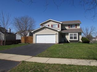 1034 Legrande Ave, Aurora, IL 60506