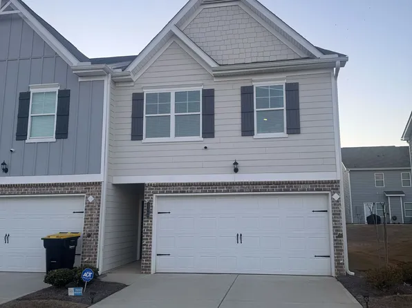 11669 Mendenhall Ct, Hampton, GA 30228