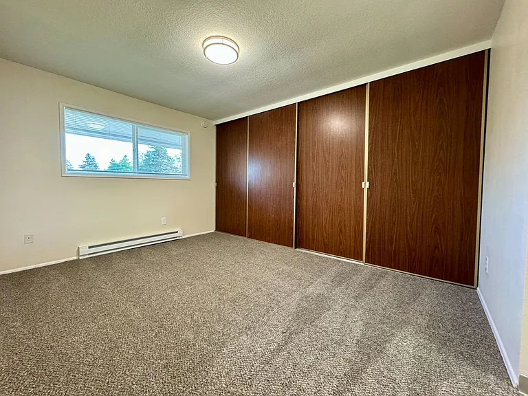 Sweetbriar Apartments — Photo 10