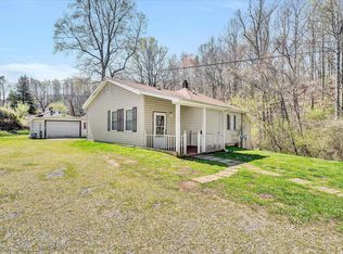 320 Dogwood Hill Rd, Boones Mill, VA 24065