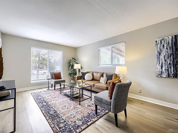 4th image of 987 Vaughn Street
