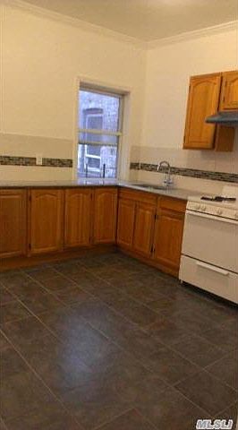 1st image of 6659 Saunders St
