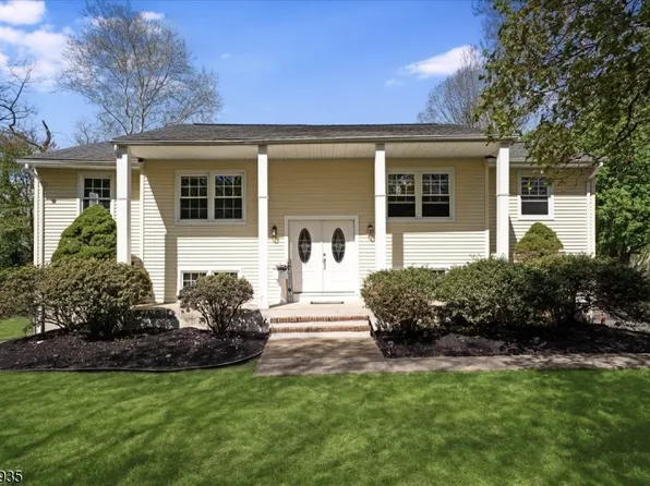 26 Meslar Rd, Morris Twp., NJ 07950