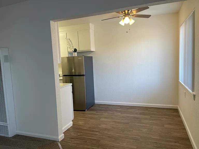 375 Saratoga Ave — Photo 3