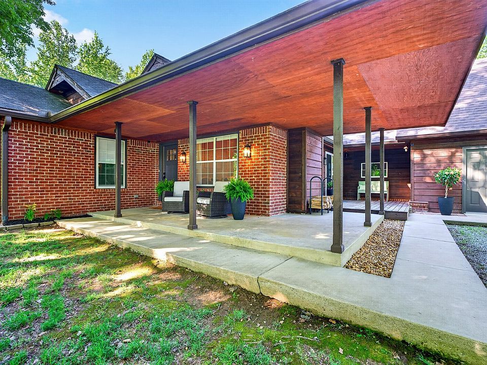1039 Lena Rosson Rd, Chapmansboro, TN 37035 | Zillow