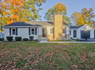 16 Locust St, Westfield, MA 01085