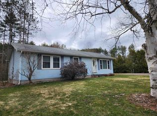 86 White Pine Ln, Lyndonville, VT 05851