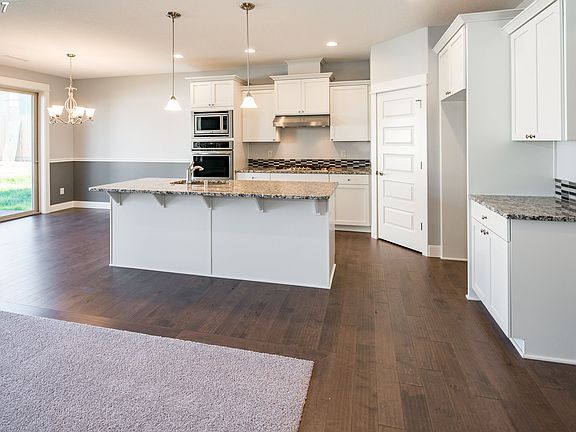 4th image of 16804 NE 79th Way
