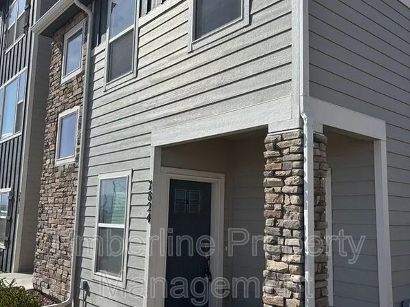 7824 Woodmen Center Hts, Colorado Springs, CO 80908