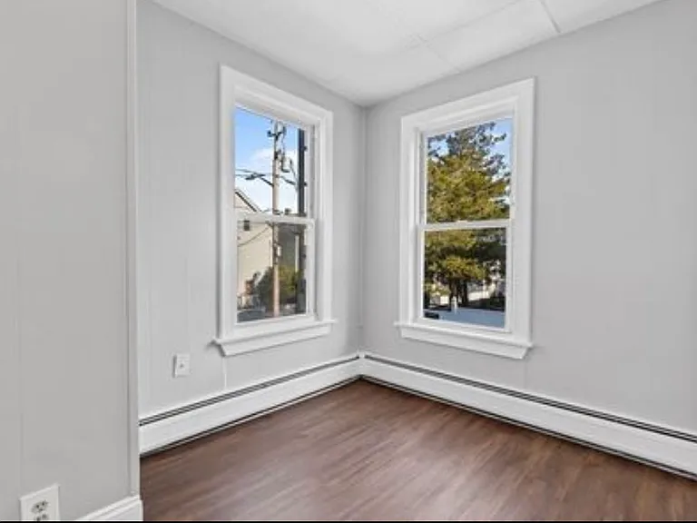 481 Durfee St #2 — Photo 8