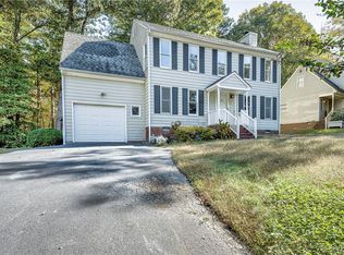 5901 Acorn Ridge Ct, Midlothian, VA 23112