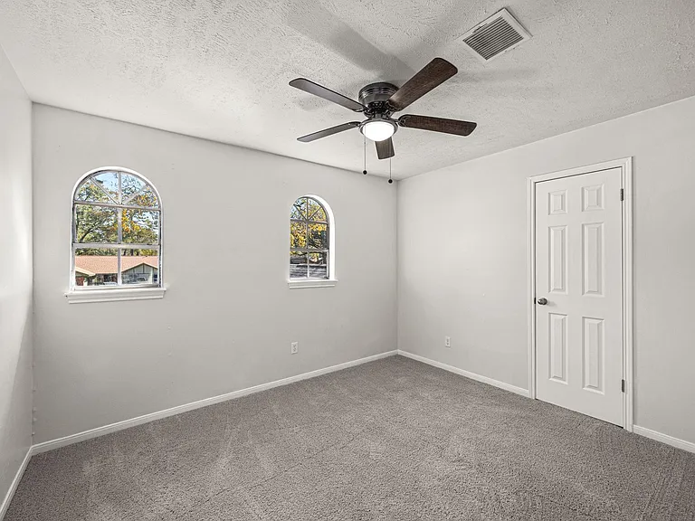 2907 Boulder Creek Dr — Photo 27