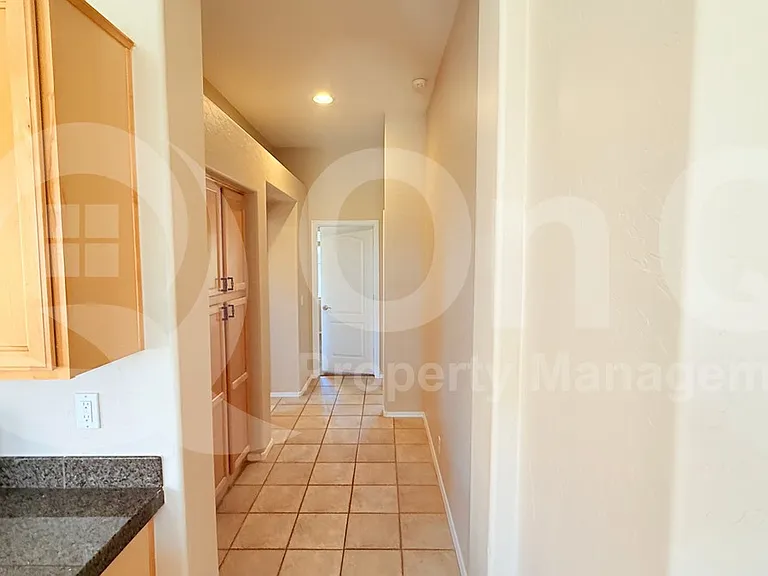 1517 W Windsong Dr — Photo 9