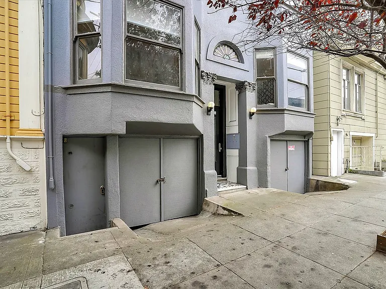 1387 Grove Street — Photo 2