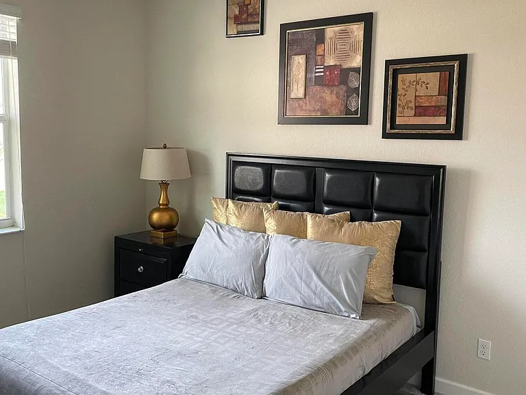 7413 NW Greenspring St — Photo 11