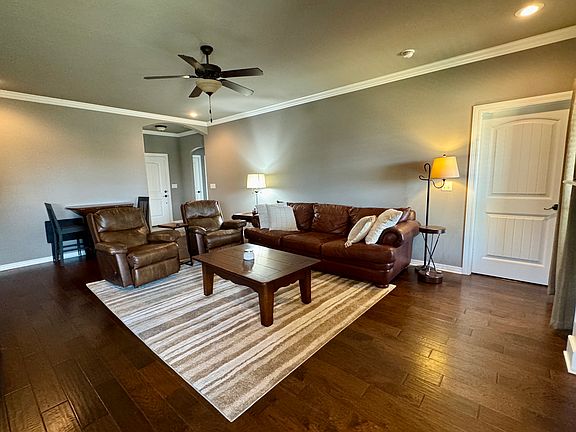 5th image of 2931 W Marble Dr