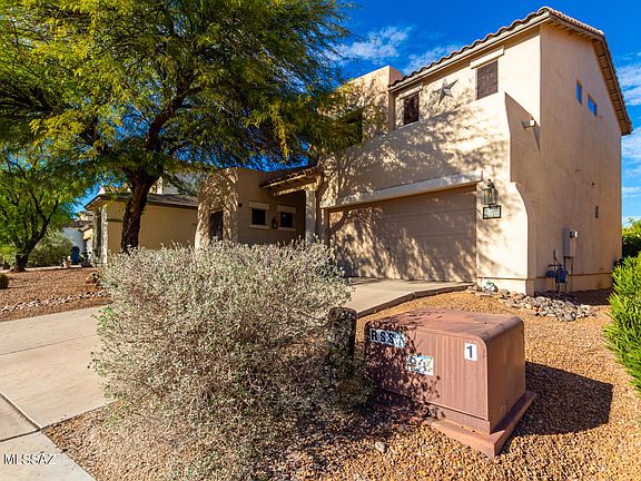 3rd image of 181 E Camino Limon Verde