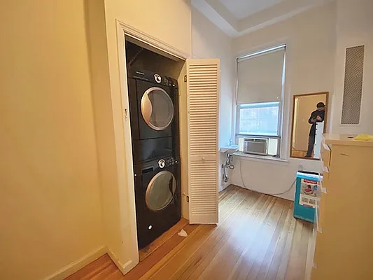 Rented by Rachel Realty | media 18