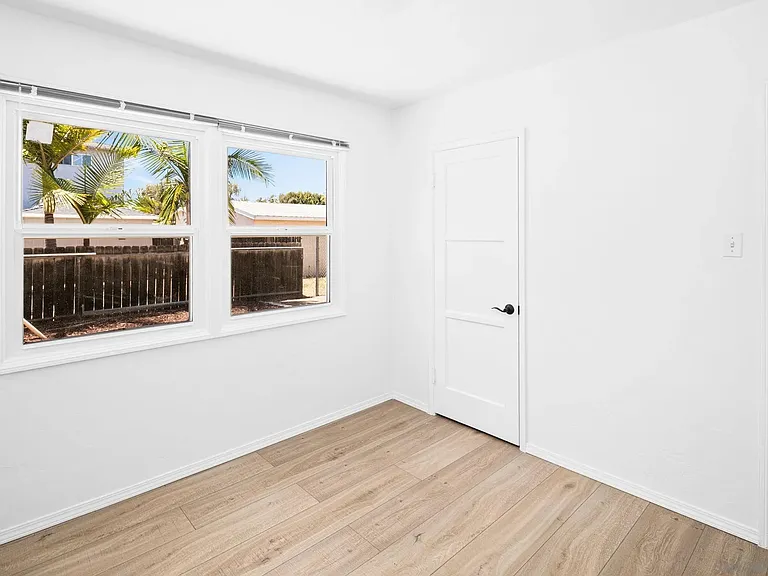 620 Minot Ave — Photo 28