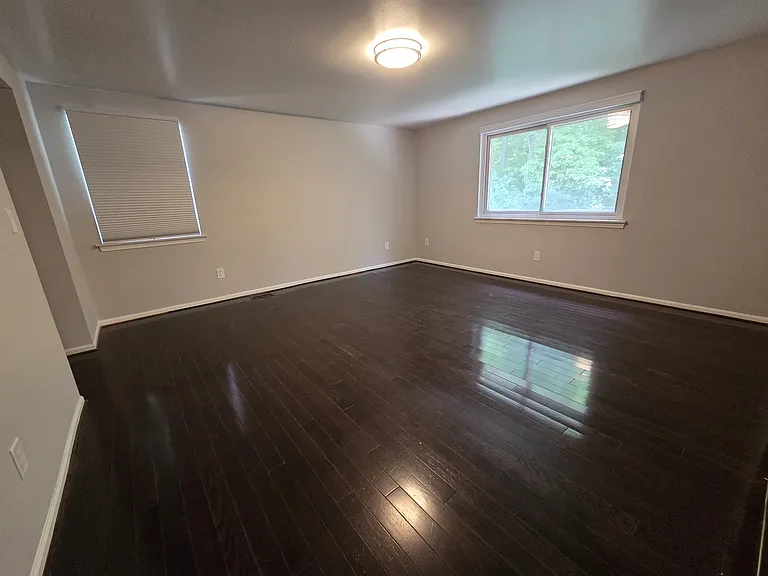 6076 Glen Eagles Dr — Photo 17
