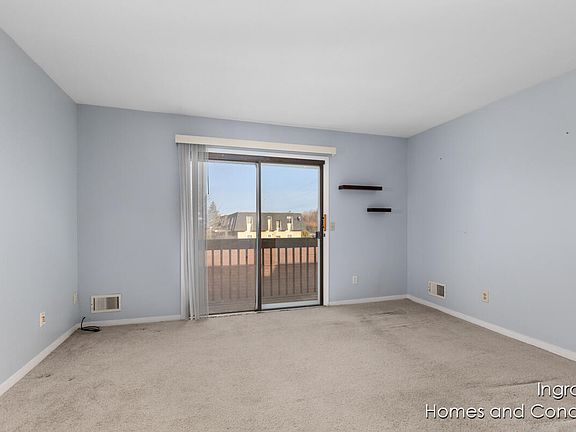 3rd image of 4326 Norman Dr SE