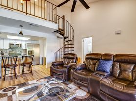 1351 N Pleasant Dr, Chandler, AZ