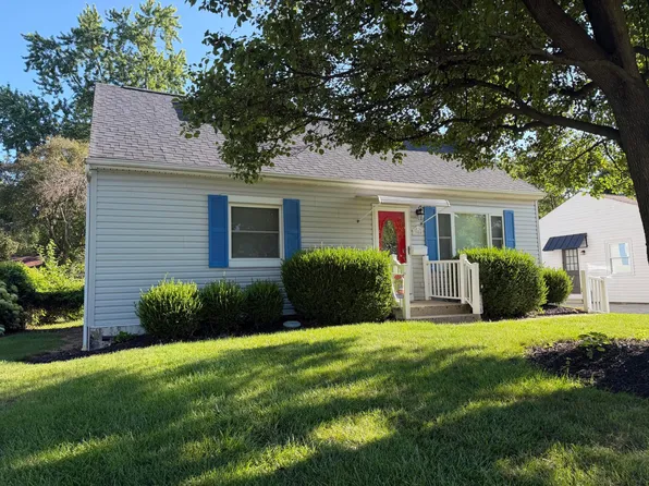 3004 Voeller Cir, Grove City, OH 43123