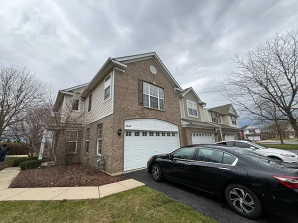 2647 Williamsburg Dr, Algonquin, IL 60102