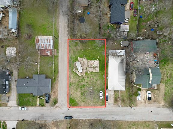 3rd image of 1101 N Border St