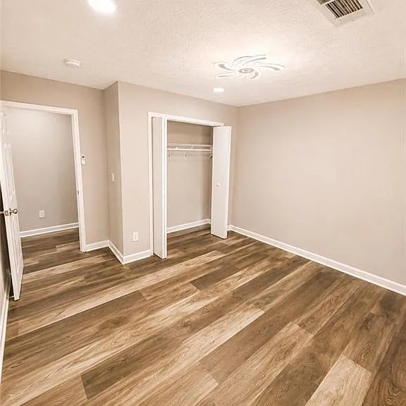 1116 Summer Brook Rd — Photo 17