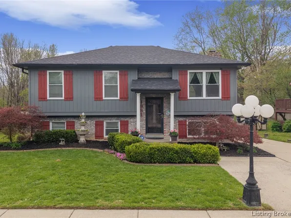 1981 Blue Teal Lane, Jeffersonville, IN 47130