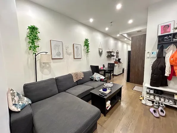 659 Seneca Ave APT 1R, Ridgewood, NY 11385