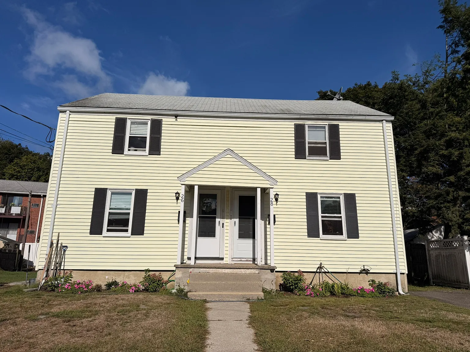 3 bed, 946 sqft, $3,000 — Photo 1