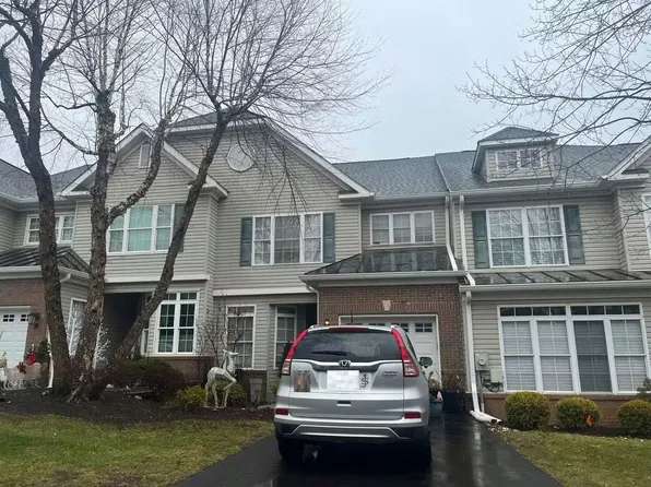 11 Loft Dr, Martinsville, NJ 08836