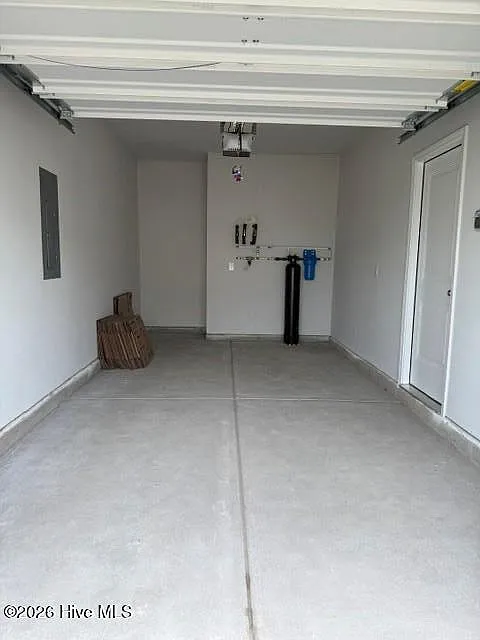 3 bed, 2.5 bath, 1663 sqft, $2,150 — Photo 4