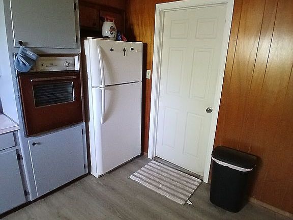 3rd image of 7936 June St