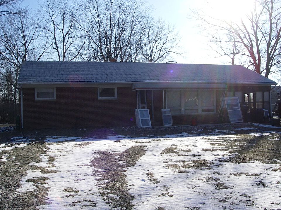 House with replacement windows about to be installed.