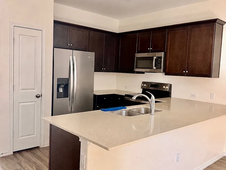 144 Rooster Way — Photo 2